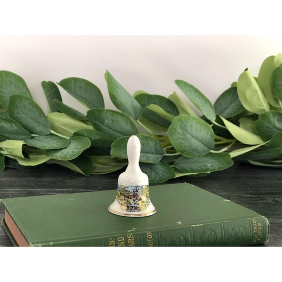 Fine Bone China Souvenir of England Miniature Bell - Picture 9 of 9